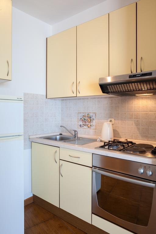 Apartments Waterfront Ivan بودغورا الغرفة الصورة